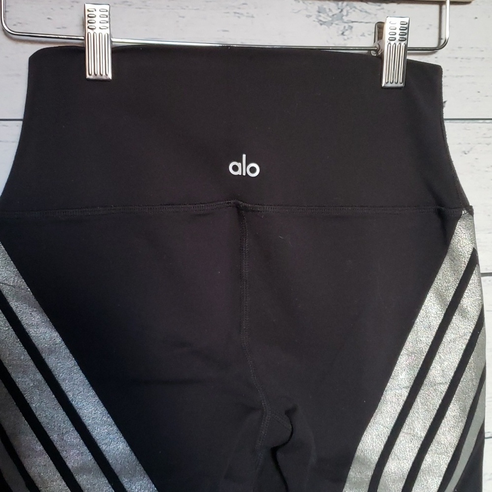 Alo yoga capri leggings - Picture 4 of 7